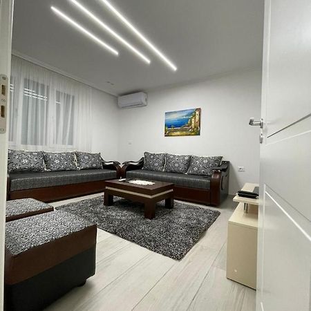 Tani Apartment 1 Shkodër エクステリア 写真