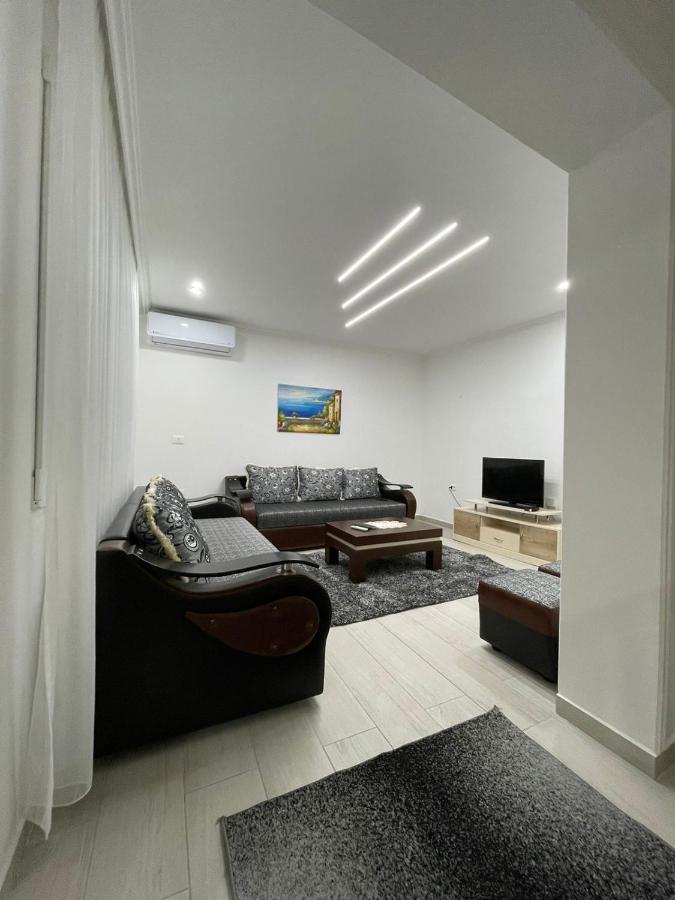 Tani Apartment 1 Shkodër エクステリア 写真